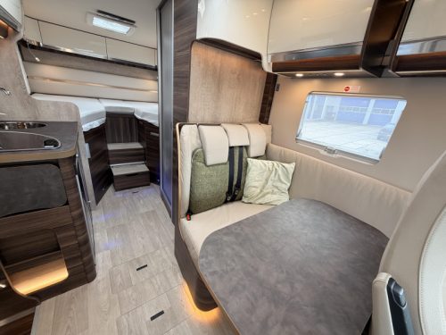Laika Ecovip H 2109 160PS Automatik L&auml;ngsbetten Foto: 5