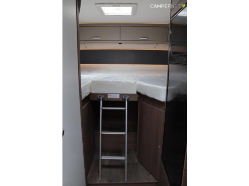 Carado T448 140hp Automatic | Pro + Package | Single beds | Awning | Large garage | Pop-top roof | Available from stock |Panoramic window photo: 18