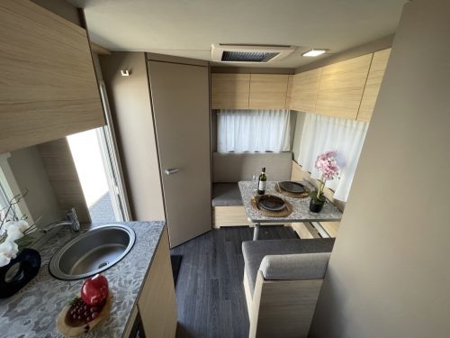 Weinsberg CaraCito TRANSVERSE BED+TRAIN SEATING 1st OWNER MOVER  photo: 11
