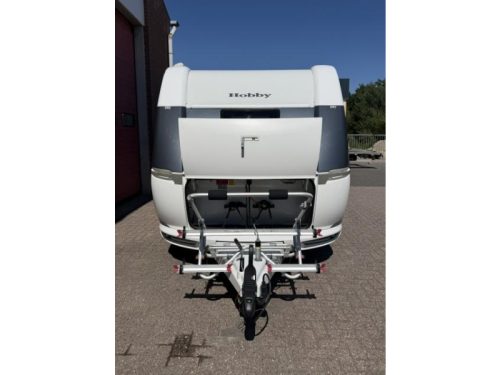 Hobby De Luxe 400 SFE Incl. Awning and Awning photo: 8