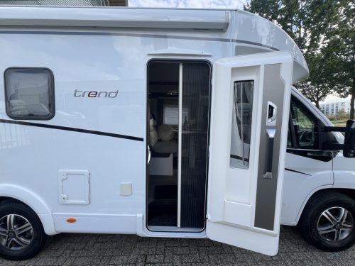 Dethleffs TREND 6617 LITS JUMEAUX+TOIT RELEVABLE AUTOMATIQUE photo : 3