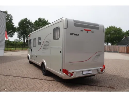 Hymer B class 678 2 person version photo: 4