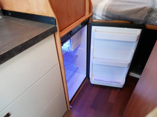 Carthago Malibu Van 600 DB, 6 Meter Kastenwagen, Busbiker!! Foto: 14