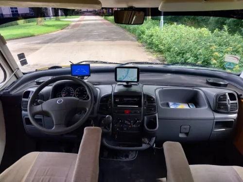 Hymer Eriba mit 44497 km und Dachklimaanlage Foto: 18