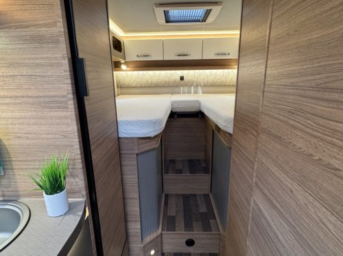 Weinsberg CaraCompact Pepper Edition 600 MEG 140 pk Automaat 9-Traps Euro 6 Fiat Ducato 8 **Enkele bedden/Fietsendrager/Satelliet/Smart TV photo: 19