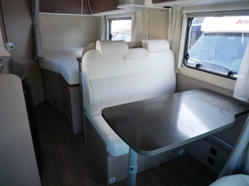 Etrusco (Laika) T5900 FB, Compact 6 Meter, French bed photo: 8