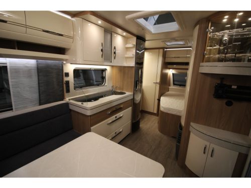 Hobby Excellent 495 UFE Mover, MPP battery, Awning photo: 11