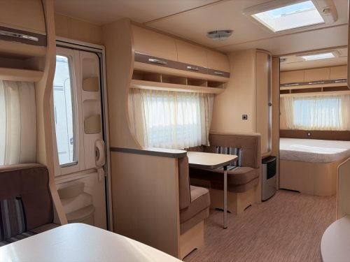 Hobby Vip 645 Awning photo: 11