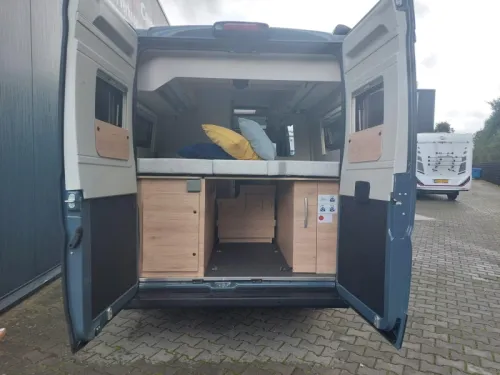 Dethleffs Globetrail 640 ES 95-Jahre-Paket -Automatik Foto: 3