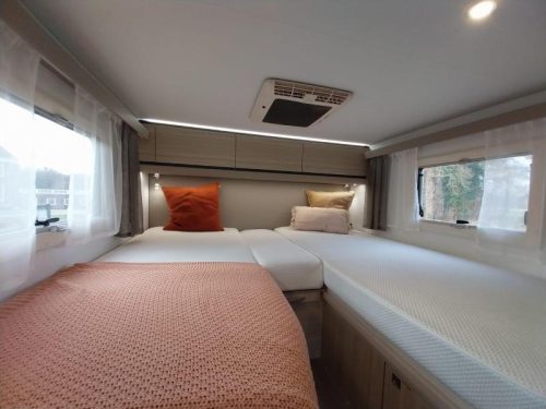 Adria Compact Axess 670 SL, double air conditioning, tow bar photo: 12