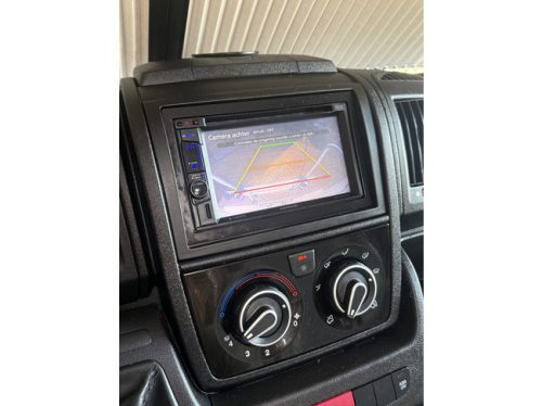 Hymer carado T 447 automatique lits jumeaux auvent climatisation de toit panneau solaire antenne parabolique &eacute;lectrique TV cam&eacute;ra porte-v&eacute;los grand garage r&eacute;frig&eacute;rateur XXL photo: 11