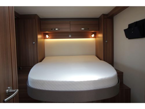 Weinsberg CaraLoft Queensbed + Hefbed photo: 23