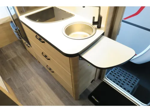 Weinsberg CaraOne Edition HOT 480 QDK Etagenbett Festbett Sitzgruppe Foto: 15