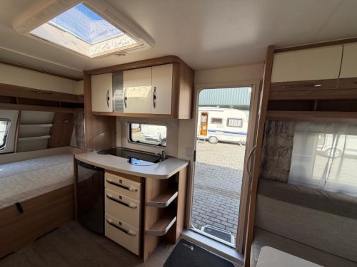 Hobby De Luxe 455 UF Fully equipped!! photo: 14