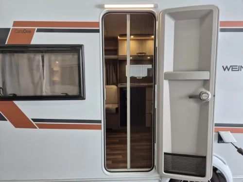 &iexcl;Weinsberg CaraOne Edition HOT 450 FU con toldo de casete! foto: 9