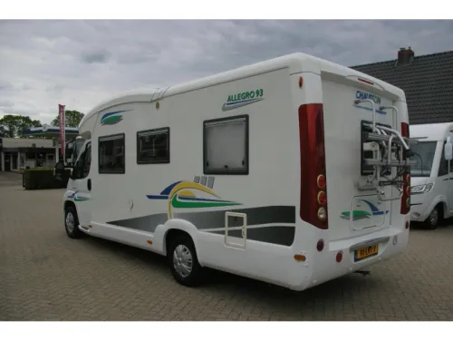 Chausson Allegro 93 Franz&ouml;sisches Bett, Top-Ausstattung. Foto: 3
