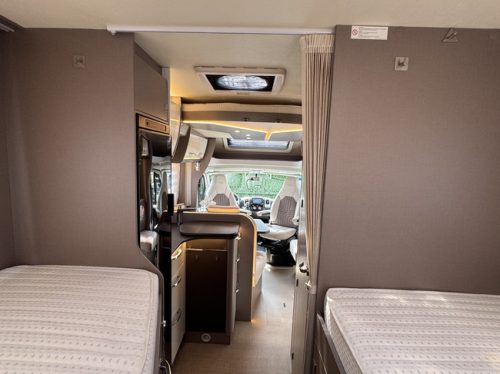 B&uuml;rstner Lyseo TD 690 G Harmony Line Black Pearl 160 PS AUTOMATIK 9-Gang Euro6 Fiat Ducato **Flacher Boden/Einzelbetten/Maxxfa/ Satellitenfoto: 21