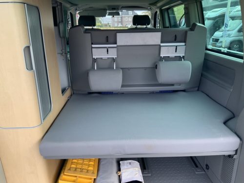 Vw T5 California 2.5 TDI 96 KW 130 PK, Hubdach, Schadstoffklasse 4) Fahrradtr&auml;ger, Erstbesitzer Bj. 2007 &ldquo;Ihr Wohnmobil-Verkaufsvermittler Wohnmobilzentrum on the road  Foto: 19