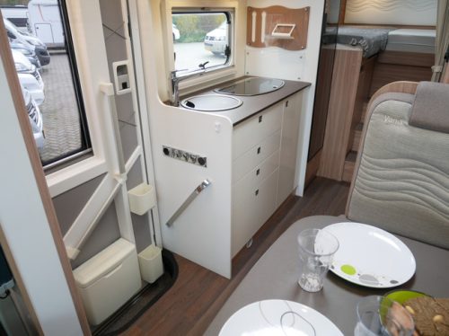 B&uuml;rstner Delfin 690G, Single beds, XXL Garage, XXL Refrigerator!! photo: 11