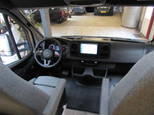 Hymer T585S Mercedes Aut.bj2022 Single Beds+Lift Bed 2xAirco photo: 5