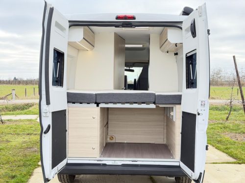 Adria Twin Plus 600 Solar / 2 year warranty / BARGAIN! photo: 3