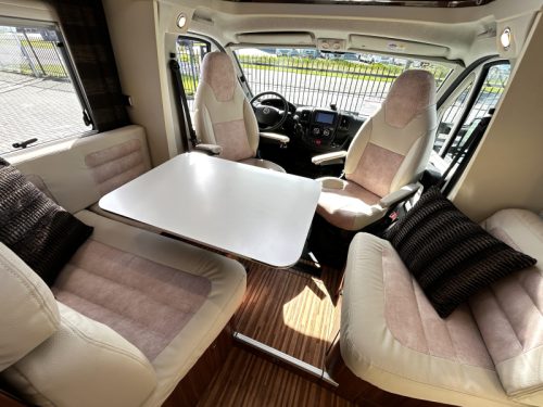 Adria Coral S 690 SC Queensbed/Euro5/2015/7.3m Foto: 9