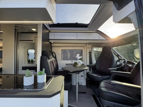 Adria Twin Supreme 640 SGX 180 hp AUTOMATIC 9-speed Euro6 Fiat Ducato 8 **Length beds adjustable in height/4 seats/2x Lithium/2 photo: 1