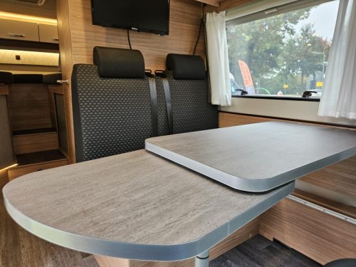 Weinsberg CaraSuite 650 MEG photo: 9