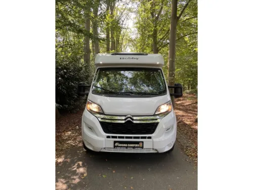 Hobby Optima Ontour 65 GE Einzelbetten 52000 km 19 Foto: 2