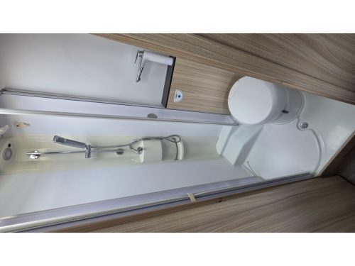 Sun Living S 70 SL single beds pop-top roof photo: 8
