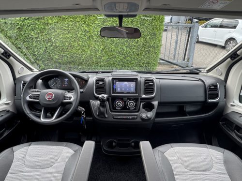 Adria Twin Supreme 640 SGX 140 hp AUTOMATIC 9-Speed Euro6 Fiat Ducato 8 Maxi **Single beds height adjustable/4 seats/Roof air conditioning photo: 6