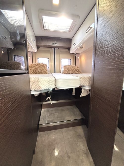 Karmann Davis 620 AUTOMATIC 150HP SINGLE BEDS EURO 6 photo: 3