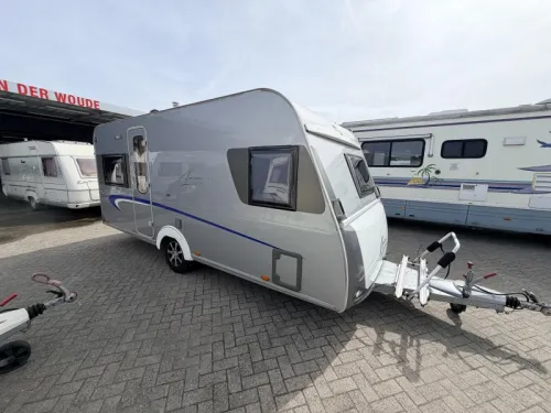 B&uuml;rstner Averso Fifty 460 TS Airco! Beautiful awning French bed photo: 2