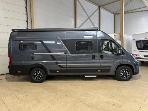 Adria Twin Select towbar | ex-rental photo: 2