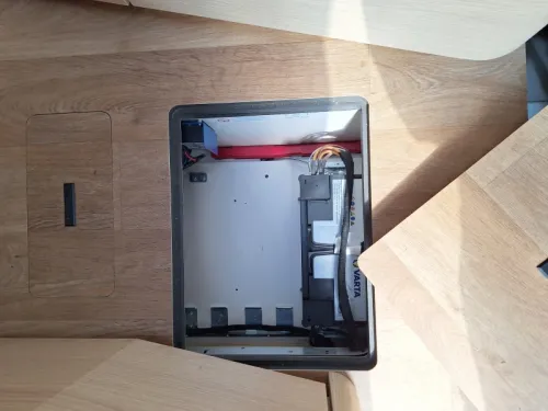 Hymer B-MC T 580 2 SINGLE BEDS+LEVELING SYSTEM photo: 6