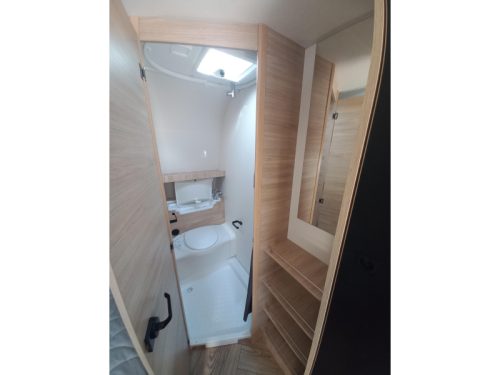 Caravelair Sport Line 476 Rangierhilfe-Vorzelt-Klimaanlage Foto: 12