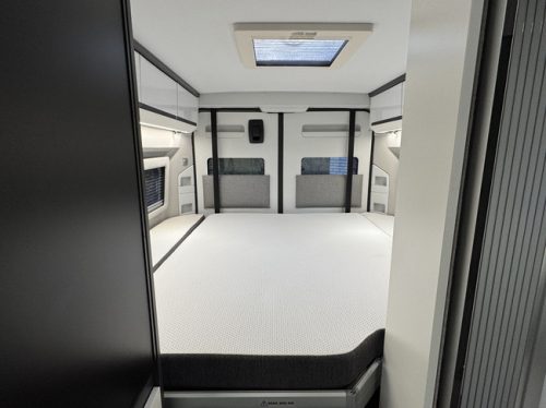 Adria Twin Supreme 640 SGX 160 hp AUTOMATIC 9-Speed Euro6 Fiat Ducato 8 Maxi **Adjustable height single beds/4 seats/Awning/ photo: 16
