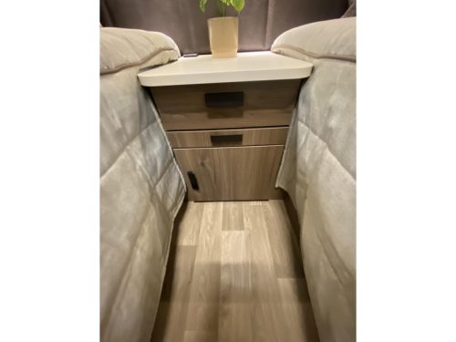 Kabe Ametist 560 GLE Model 2027  Foto: 18