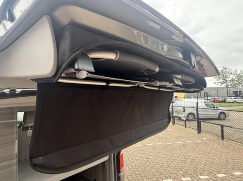 Volkswagen California Ocean T6 Westfalia in new condition DSG automatic 200 hp full options 4 berths electric pop-top roof awning climate control cruise control camera soft-close tailgate towbar photo: 8