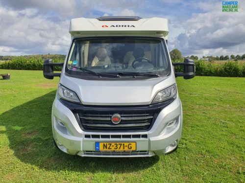 Adria Coral Plus S 670SLT photo: 5