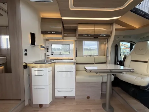 Rapido 696 F 2x Airco, BR Lift, photo: 1