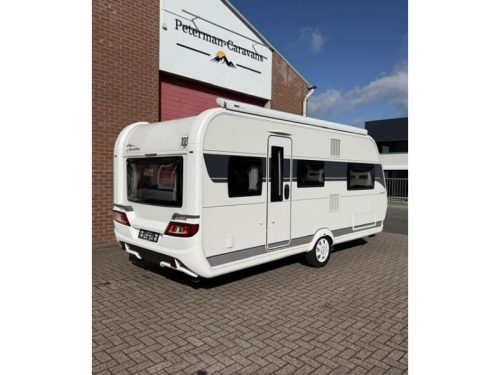 Hobby De Luxe 495 UL Inkl. Rangierhilfe und Markise Foto: 2
