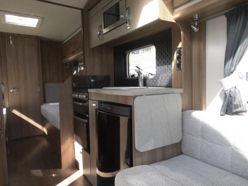 Sprite Cruzer 492 SR Mover und Kassettenmarkise! Foto: 8