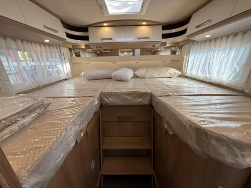 Carthago C1-Tourer 149 LE - MERCEDES-SINGLE BEDS photo: 13