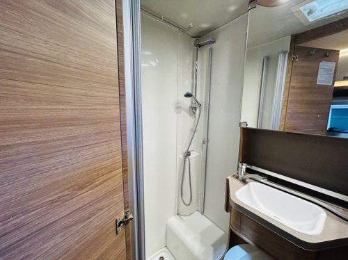 Weinsberg CaraCompact Edition Pepper 600 MEG Single beds! photo: 15