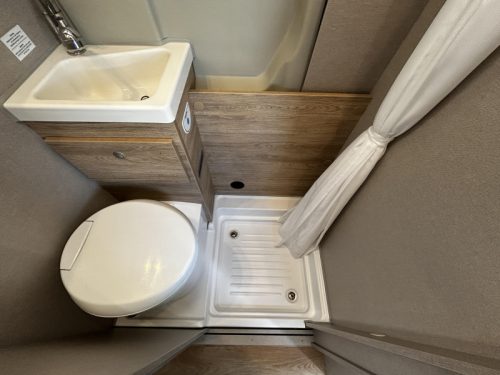 Globecar Globescout Transverse Bed/2023/VAT/Euro-6 photo: 13
