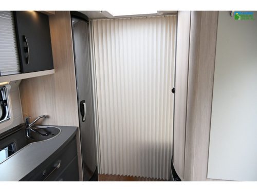 Hobby De Luxe 460UFe Foto: 22