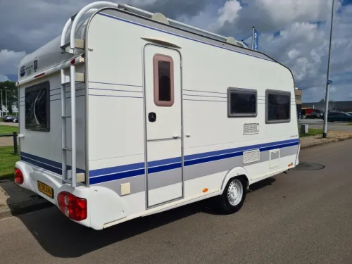 Hobby De Luxe 440 SB  foto: 1