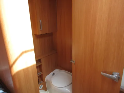 Knaus Sport 420 QD WITH UNICO BOLOGNA photo: 13