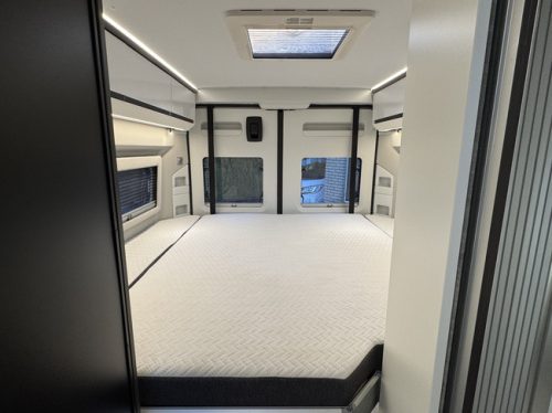 Adria Twin Supreme 640 SGX 180 hp AUTOMATIC 9-Speed Euro6 Fiat Ducato 8 **Adjustable single beds/4 seats/2x Lithium/2 photo: 17